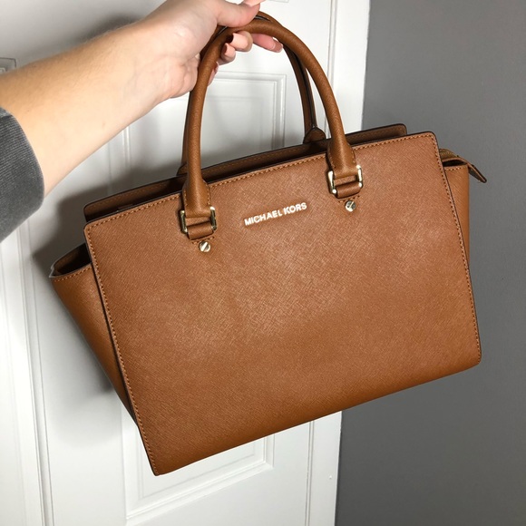 Michael Kors Selma Bag